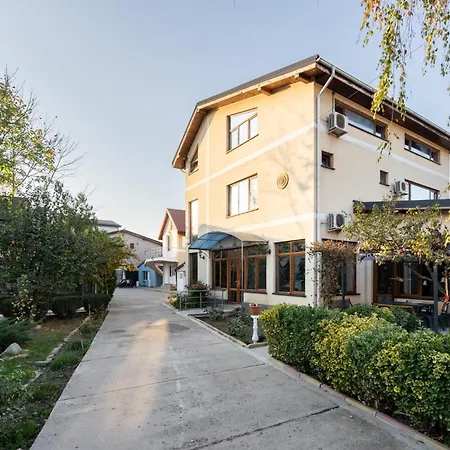 Cristalex Villaverde Bucharest Guest house *