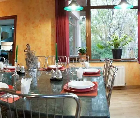 Cristalex Villaverde Bucharest Guest house *